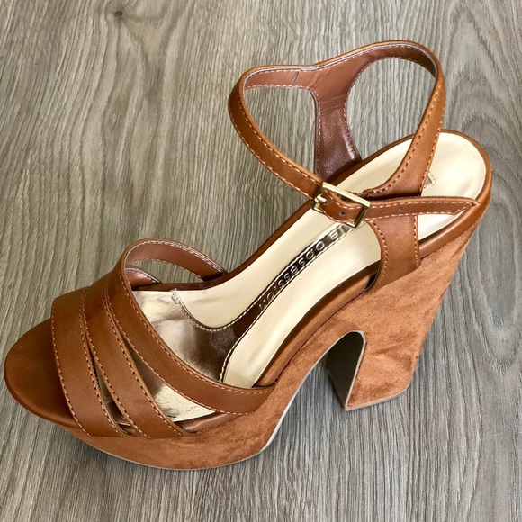 Sole Obsession Suede Heels (BRAND NEW) - Picture 1 of 3